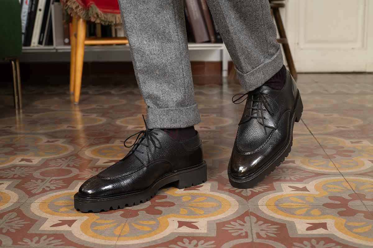 Discover the Gaspar U-Tip Derby