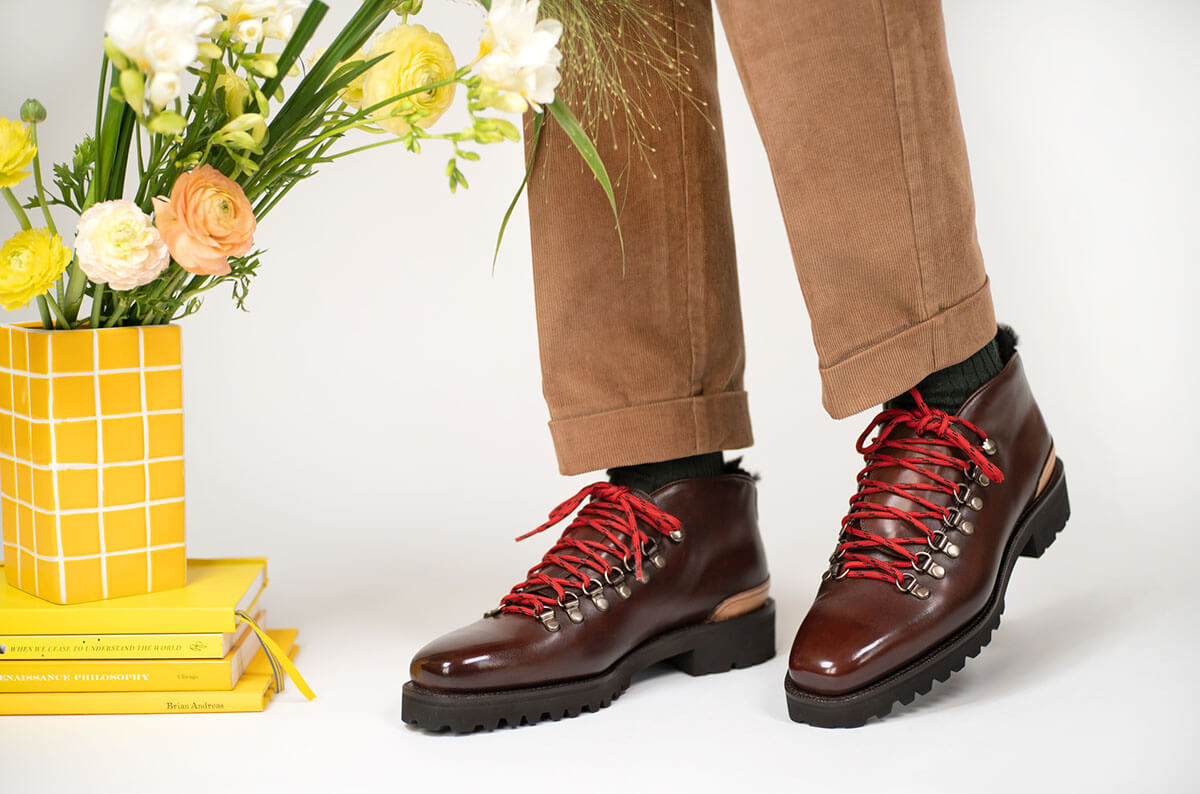 The purpose of a welt in shoes