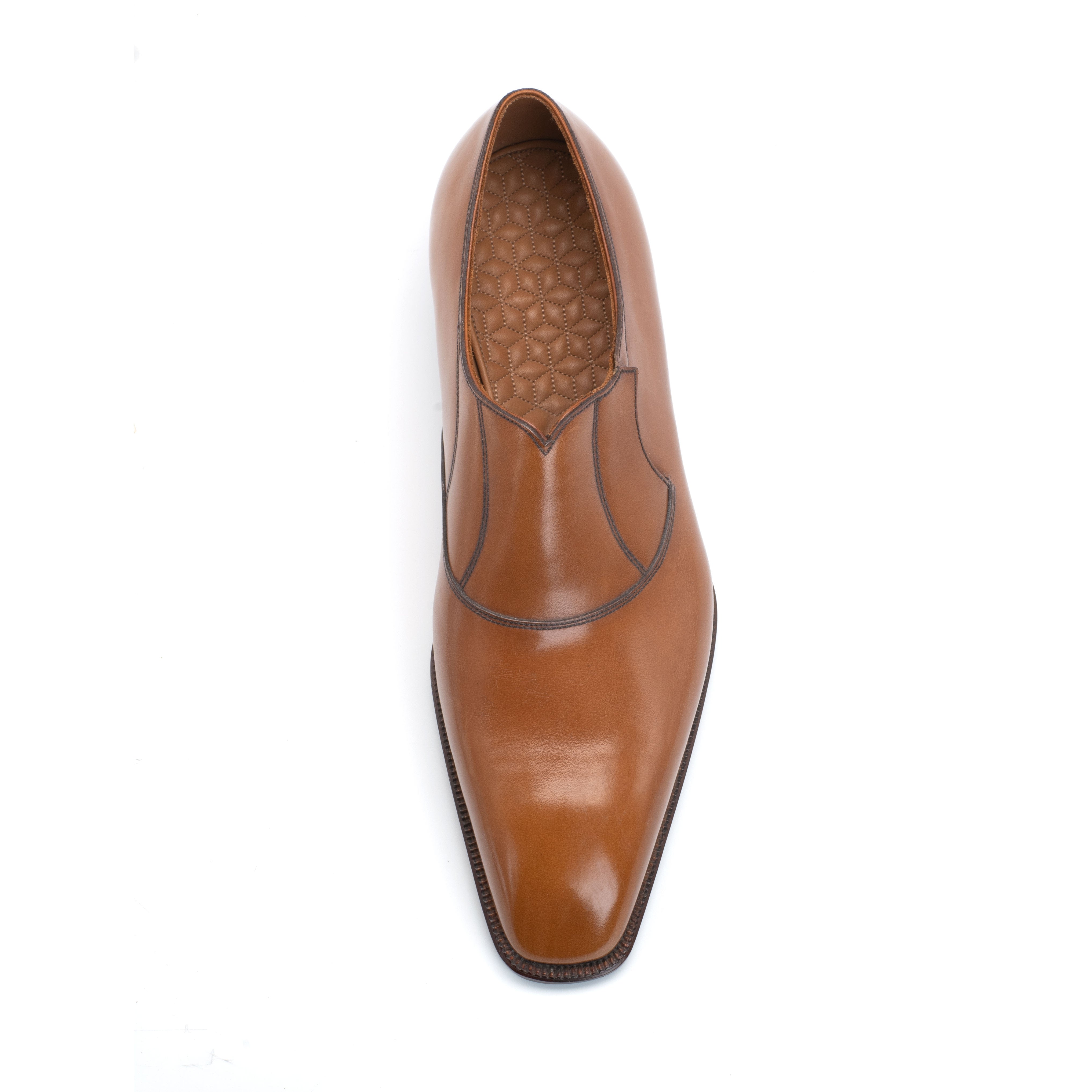 Handmade 540 degree wholecut lazyman by Norman Vilalta men’s handmade shoes in Barcelona, Spain