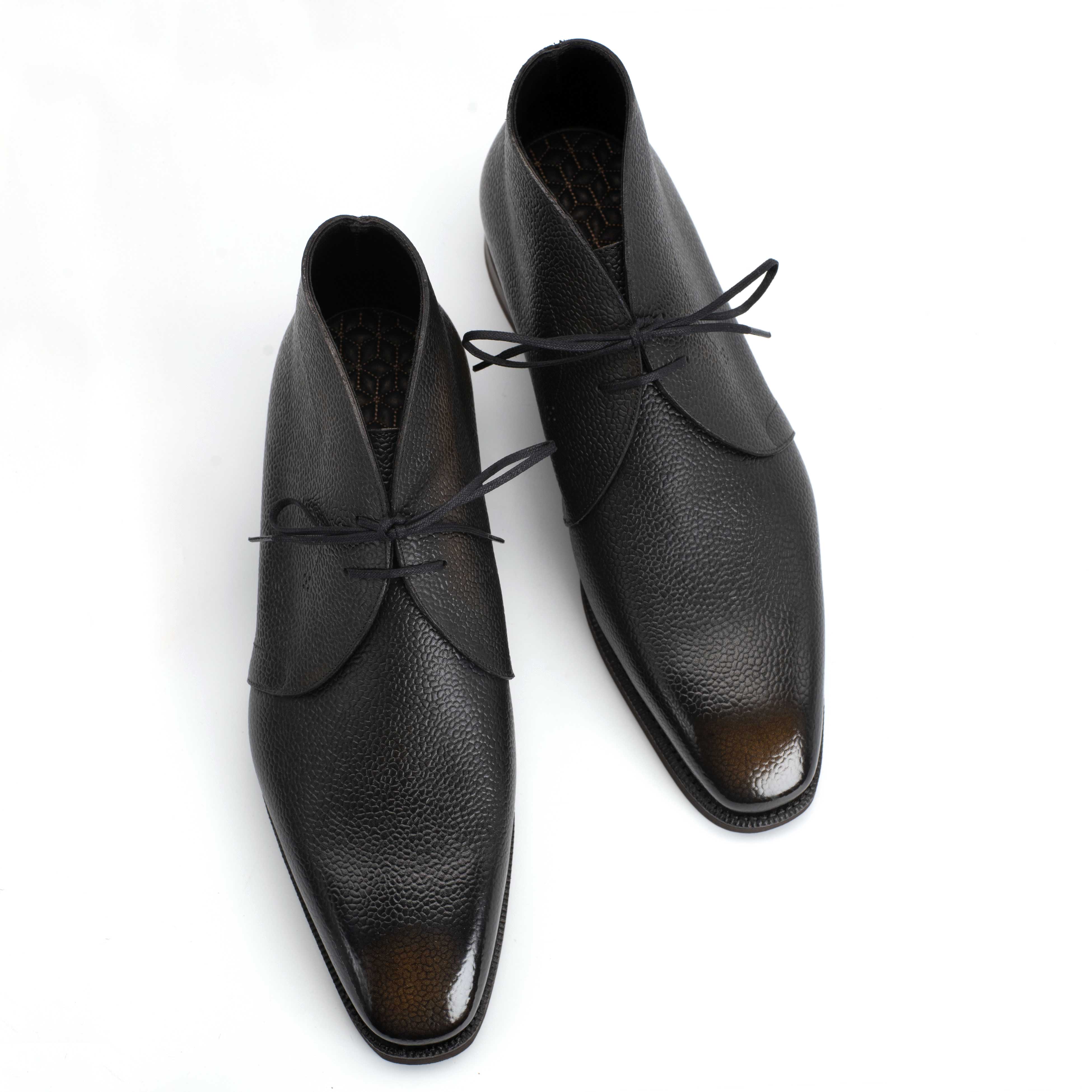Robert Chukka Boot - Ebony Handmade Patina