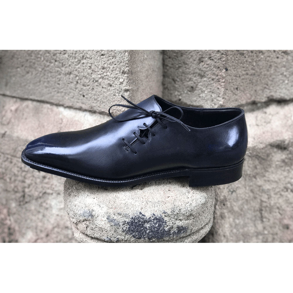 Wholecut Oxford by Norman Vilalta men's Goodyear-welted wholecut shoes in Barcelona, Spain