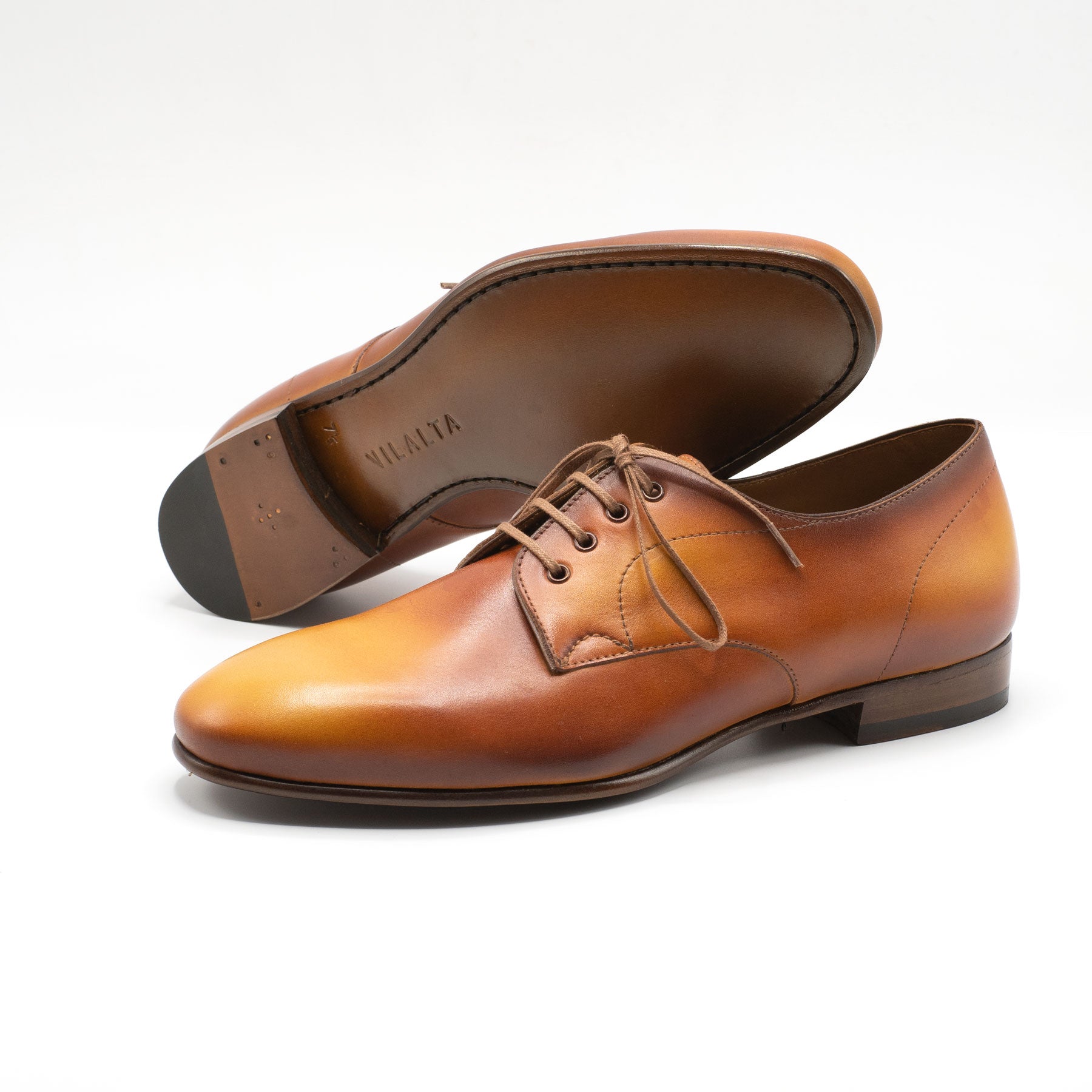 Pablo Derby - Gold Semi Unlined