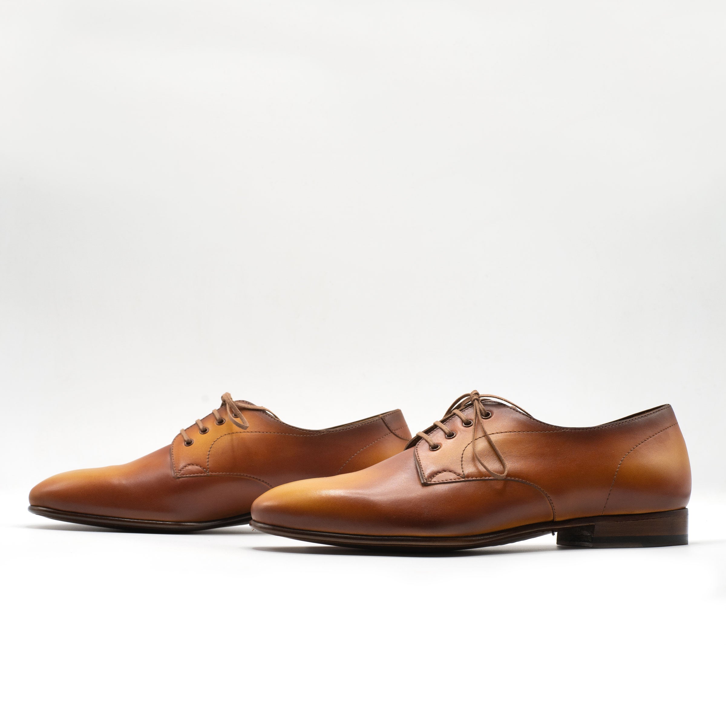 Pablo Derby - Gold Semi Unlined