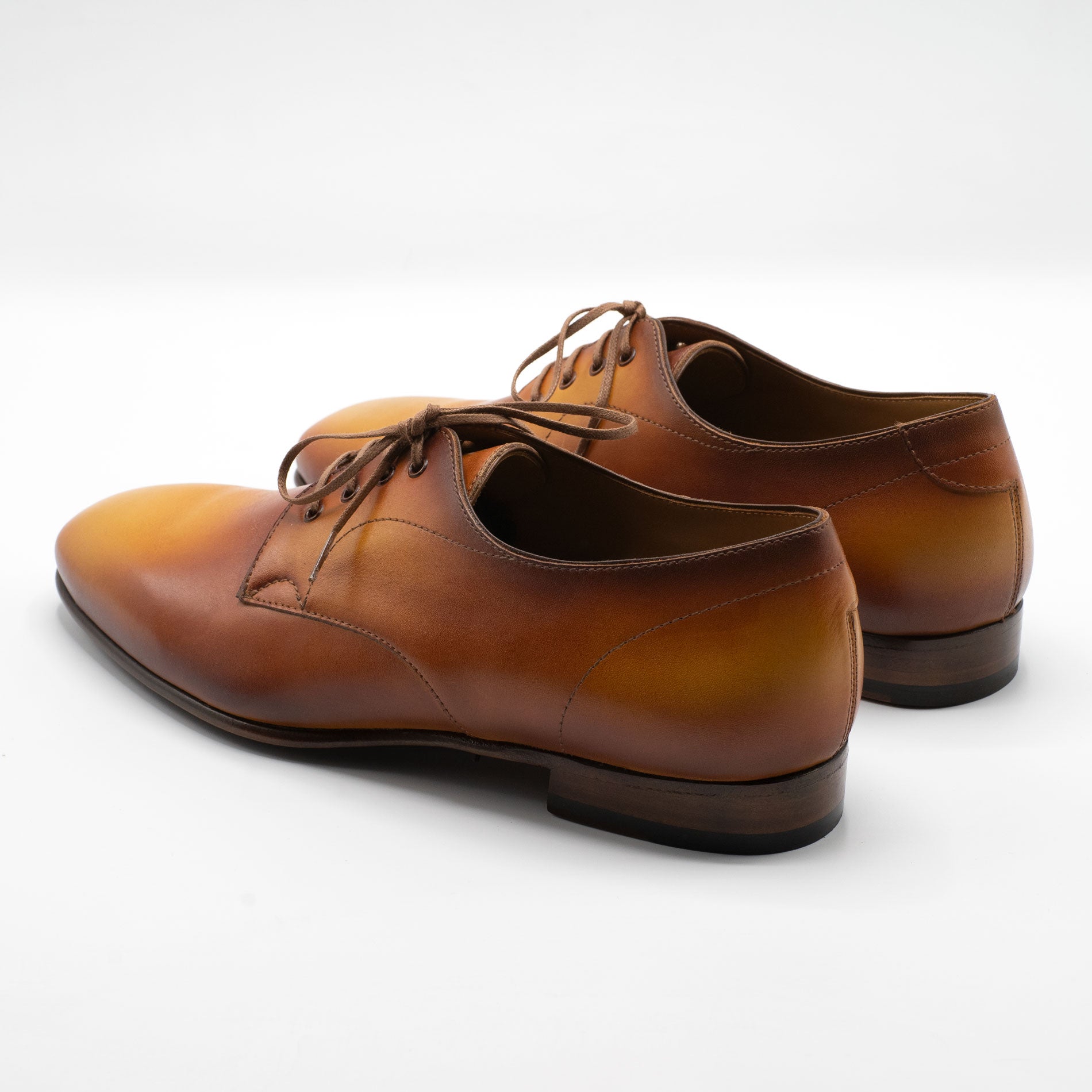 Pablo Derby - Gold Semi Unlined