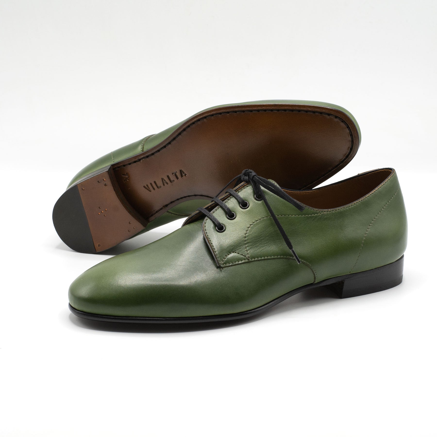 Pablo Derby - Pine Semi Unlined