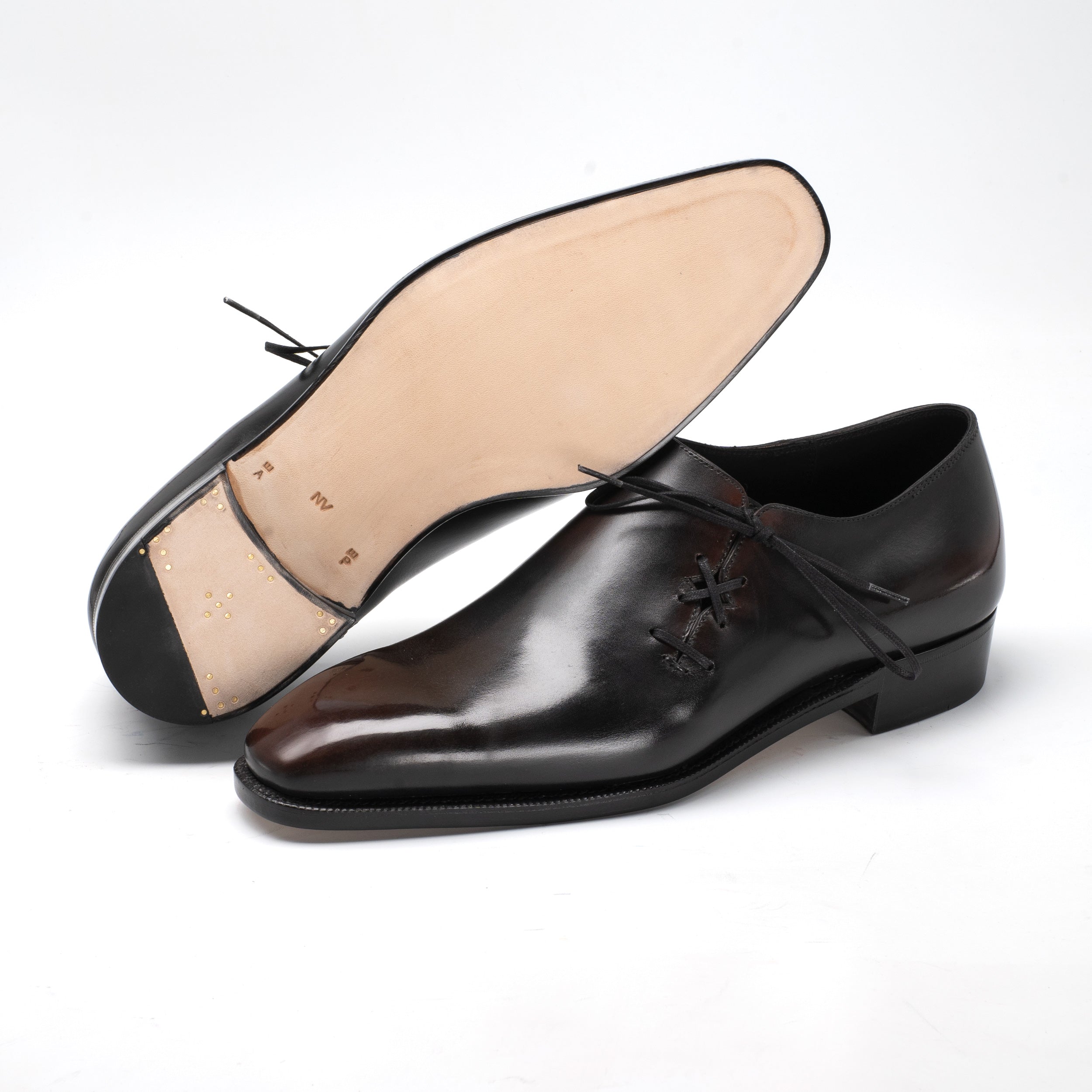 Wholecut Oxford by Norman Vilalta men's Goodyear-welted wholecut shoes in Barcelona, Spain