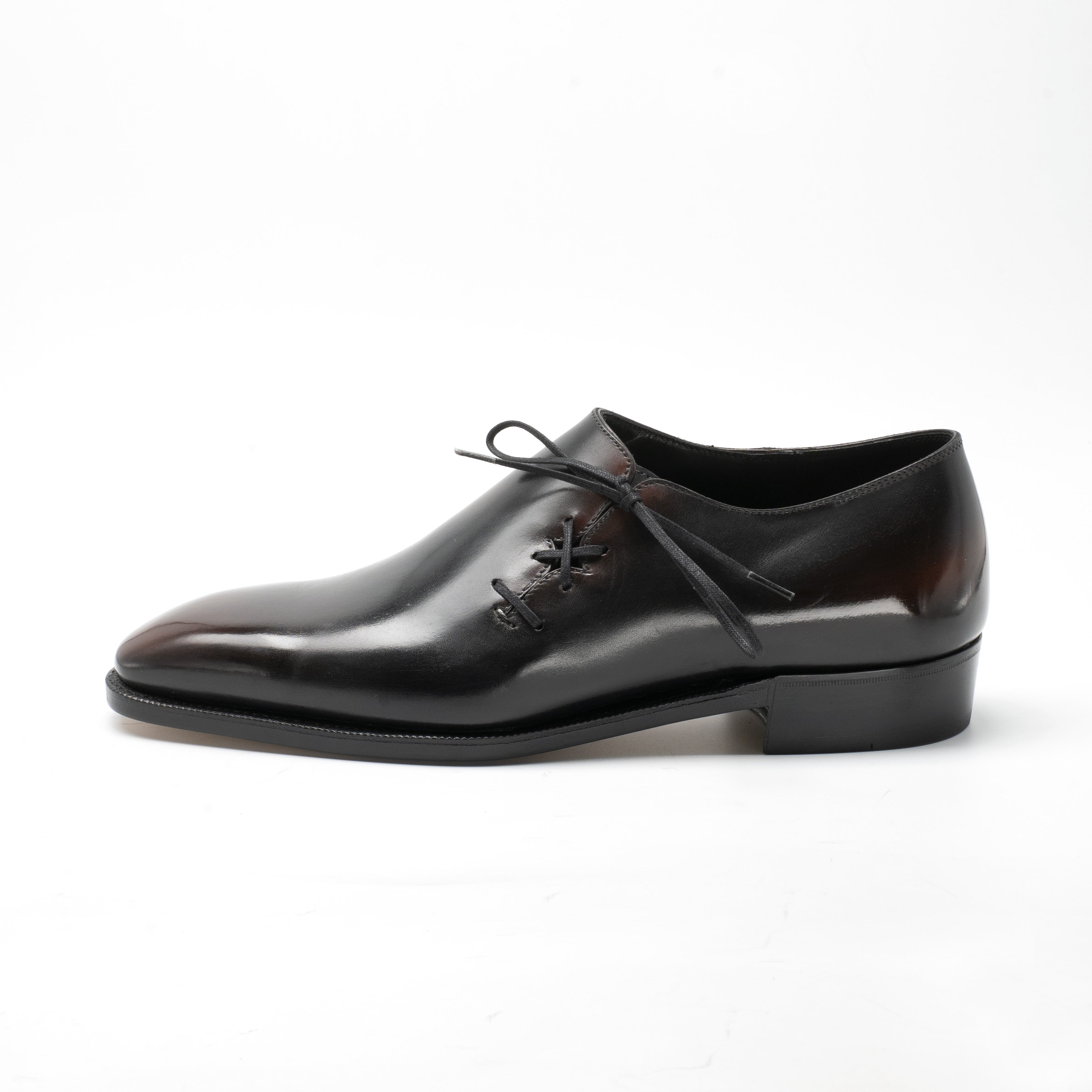 Wholecut Oxford by Norman Vilalta men's Goodyear-welted wholecut shoes in Barcelona, Spain