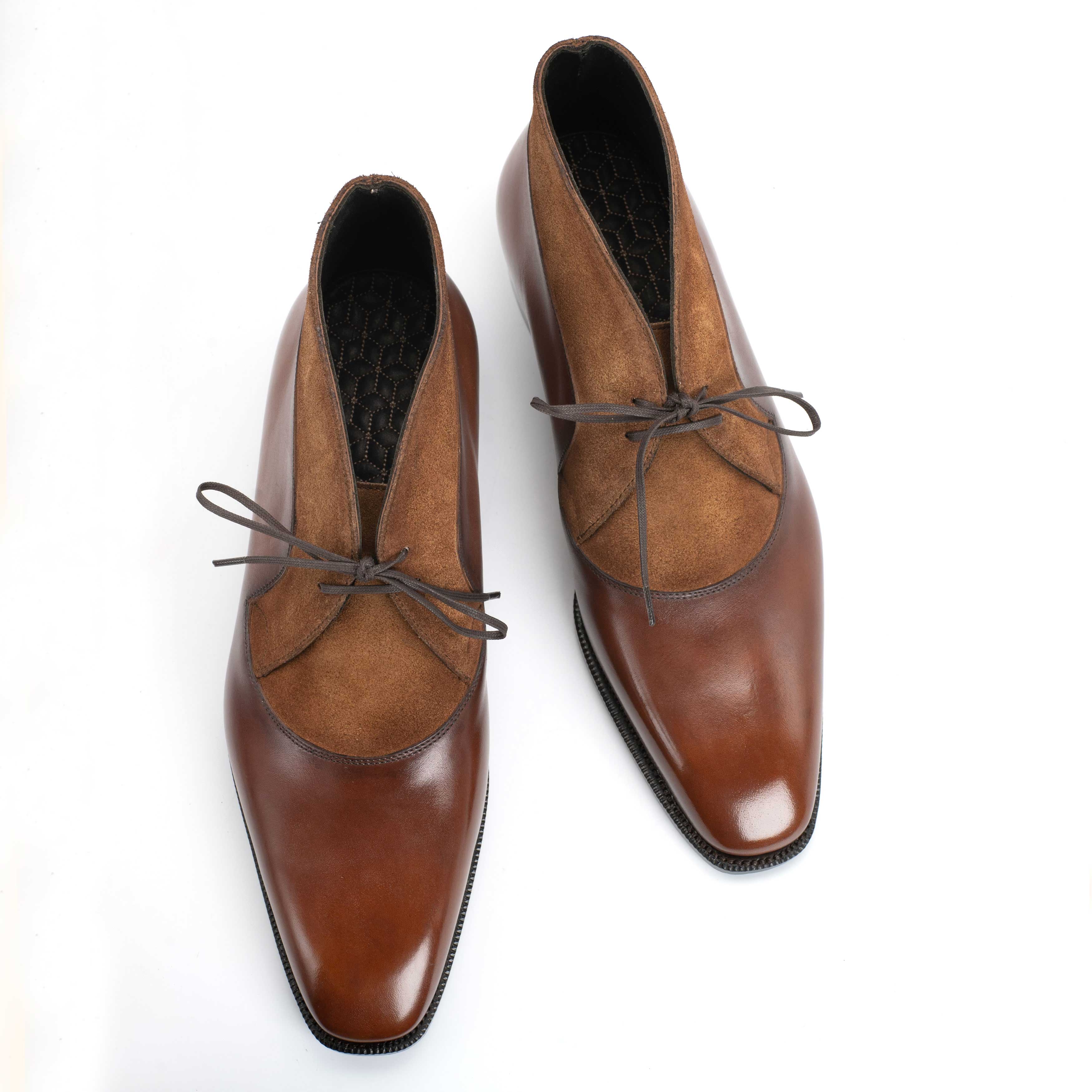 Decon Chukka Boot - Cognac Handmade Patina