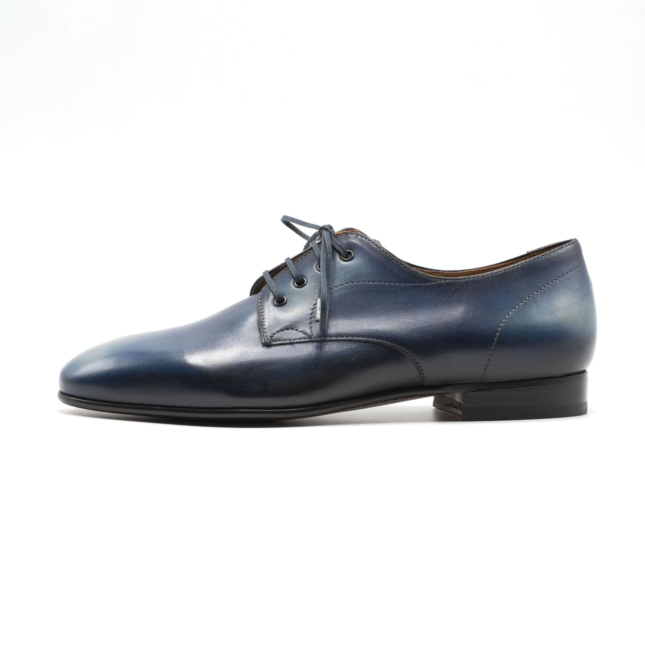 Pablo Derby in washed indigo by Norman Vilalta Bespoke Shoes in Barcelona, Spain