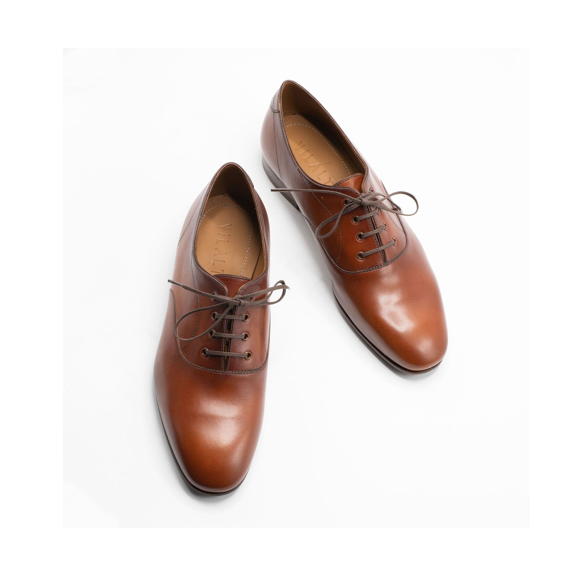 萨尔瓦多牛津 - 干邑半无衬里