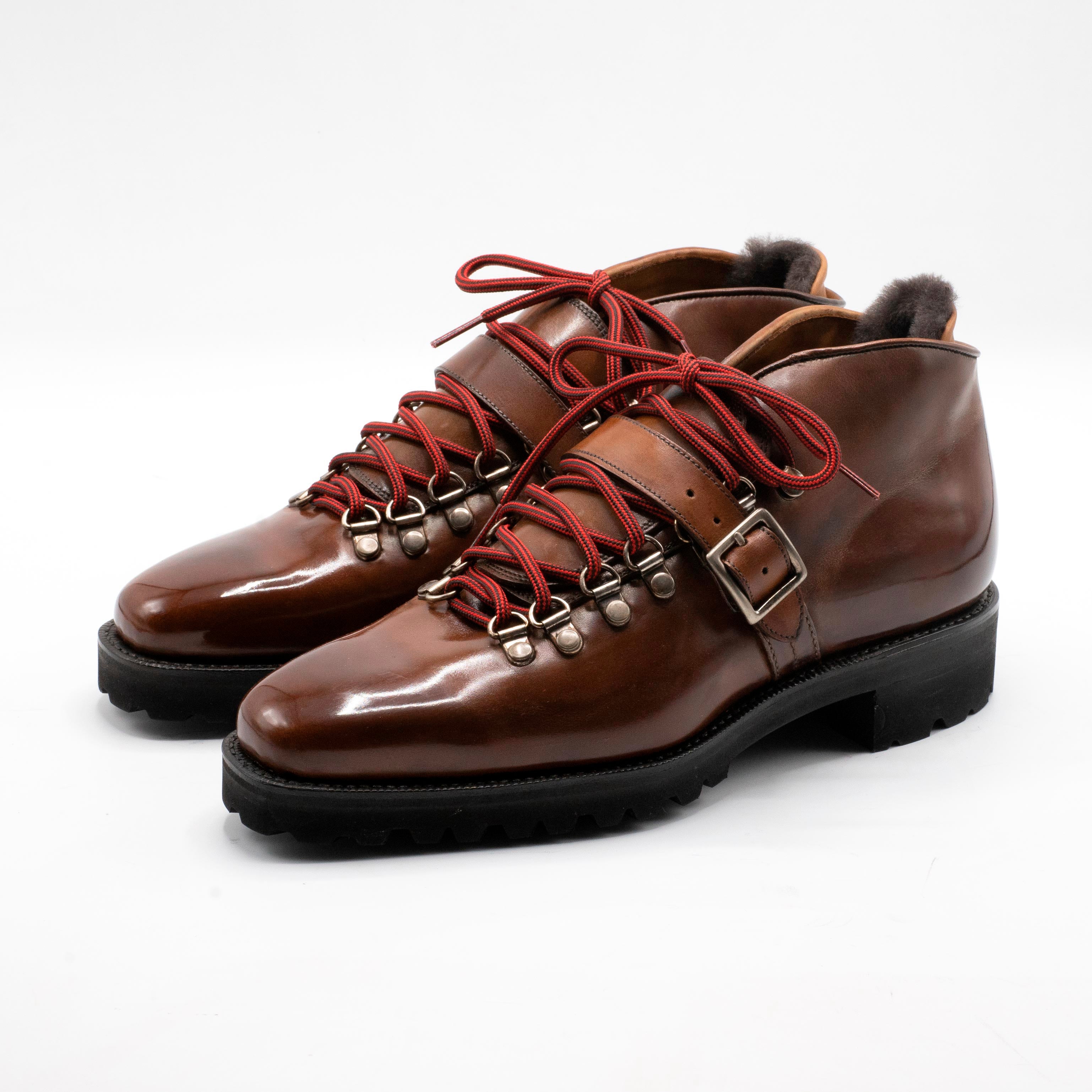 Borcego mountain boot made in Spain by Norman Vilalta