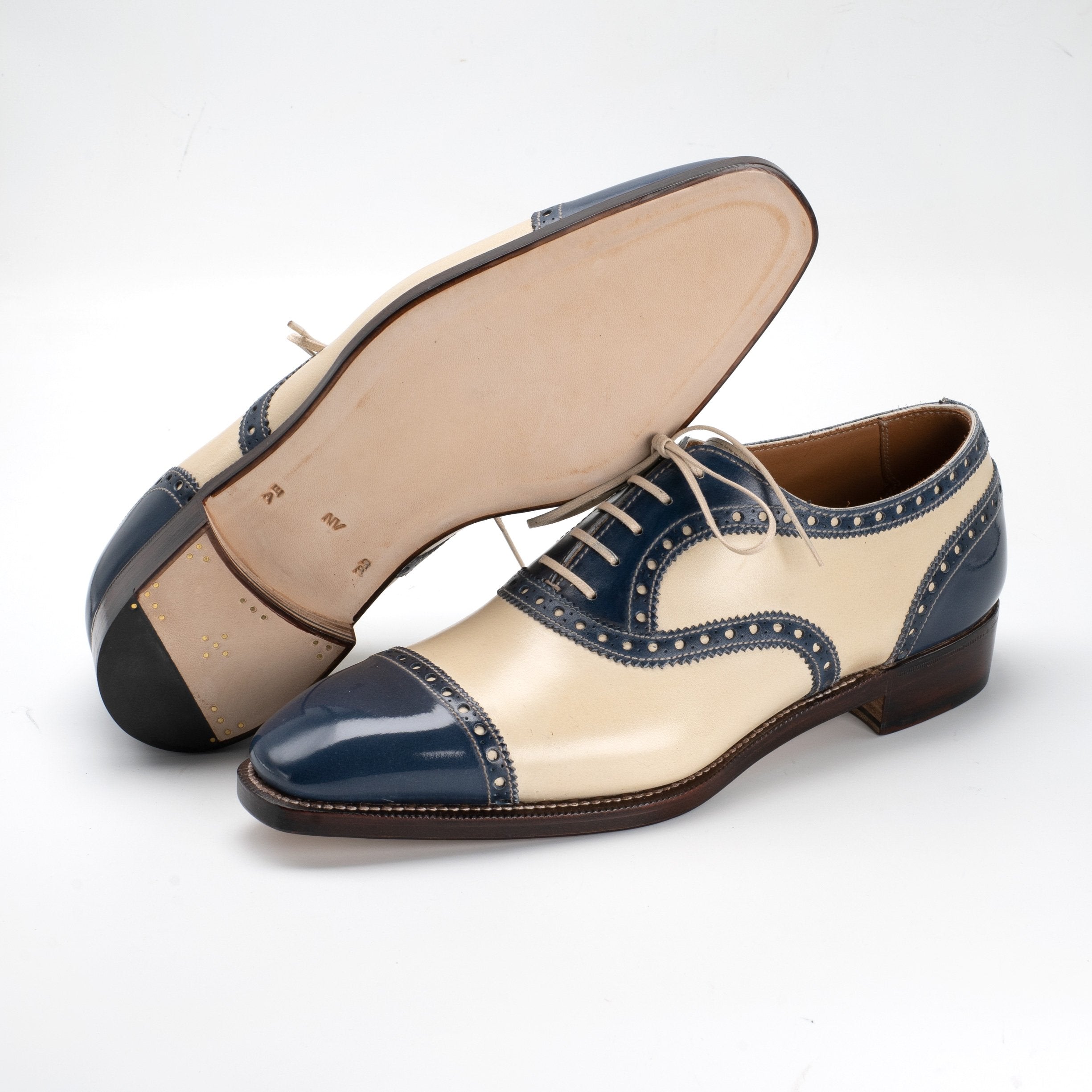 Davis Spectator Oxford Norman Vilalta Bespoke Shoemakers and Leffot Collaboration
